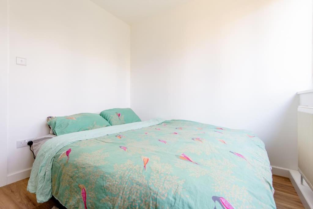 Appartamento *brand New 1 Bedroom Flat In London*